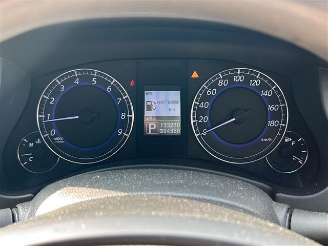 気になる車はすぐにお問い合わせください！画面右側の0066から始まる無料ダイヤルからお問い合わせ下さい！専門スタッフがお車のご質問にお答えいたします！