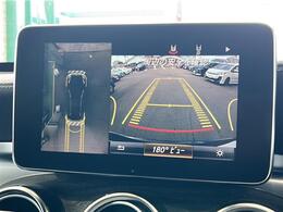 こちらオーディオ周りの写真になります。動作確認済みです。詳しい機能に関しましては装備欄を確認ください。車によっては多機能なナビなど、充実したオーディオがついている車両もあります。