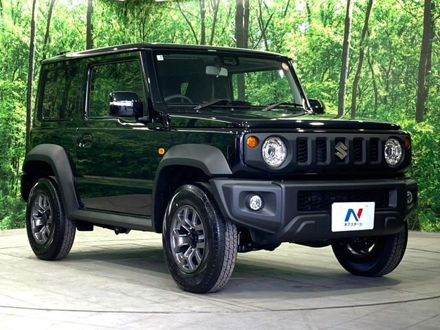 大好評のボディコーティング「弾スプラッシュコート」もご納車までに施工可能。通常のガラスコートと異なる、耐久年数6年の無機質ガラスコーティングが、ボディをキレイな状態に保ってくれます。
