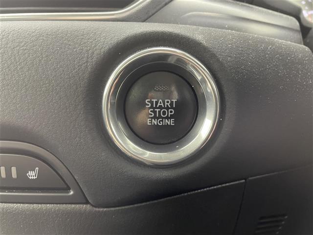 【運転席操作部】『運転席周辺の装備』の画像になります。快適なドライブを楽しむための機能が装備されています！運転席から触れるので使いやすいです！