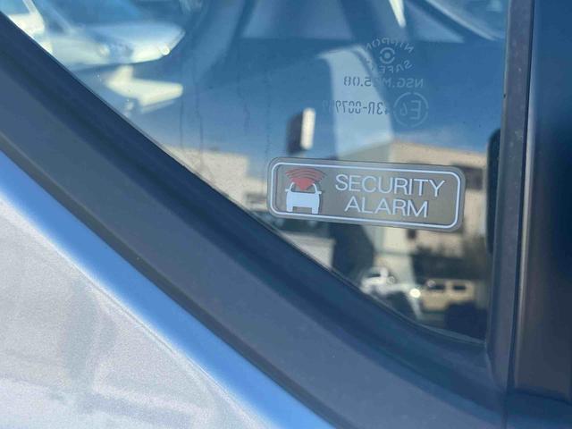 私どもはダイハツ正規ディーラー店舗となります。メーカー保証はもちろん中古車保証も全国最寄りのダイハツ正規ディーラーにてご利用いただけます（一部除く）