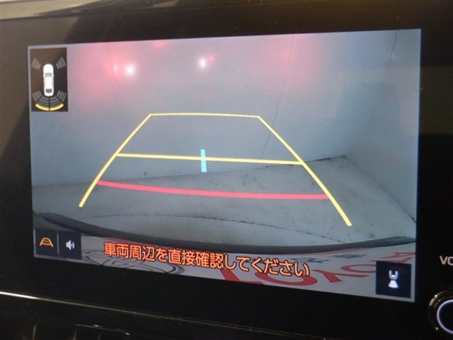 バックガイドモニターで、後方を確認しながら安心して駐車することができます。運転初心者も熟練者も必須の機能ですよ！