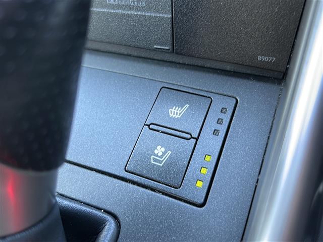 みなさまのお車選びのお手伝いをさせてください！スタッフ一同心よりご来店、お問い合わせをお待ちしております！