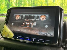 【アルパイン9型ディスプレイオーディオ】視認性が高いディスプレイオーディオを装備♪操作性も良好で直感的なソース選択が可能です。