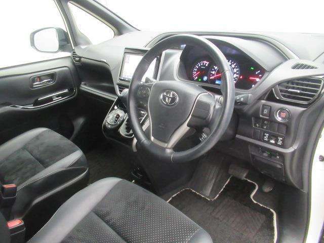 ゆったりとした室内！運転もしやすいです