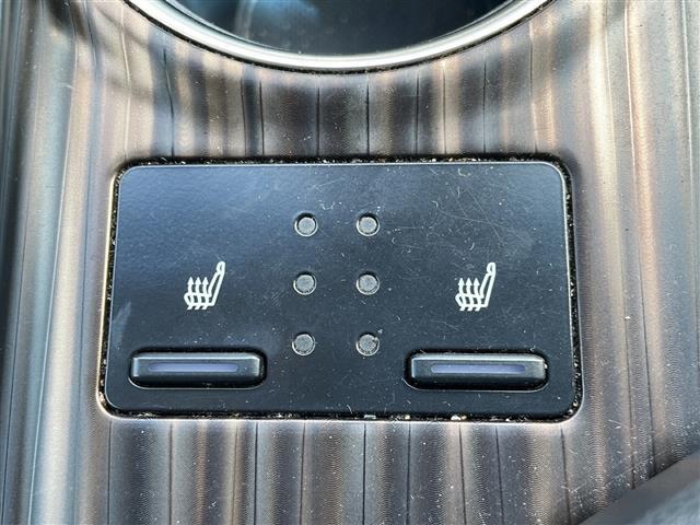 中古車は一期一会！気になるお車がございましたら、まずは【お気に入り登録】をお願い致します。御見積もり、車両状態についてなど、お気軽にお問い合わせください♪