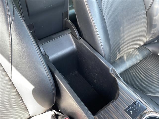 在庫確認だけでも大歓迎です！！現車の確認はお電話でも承っておりますので、まずはお気軽にご連絡ください♪