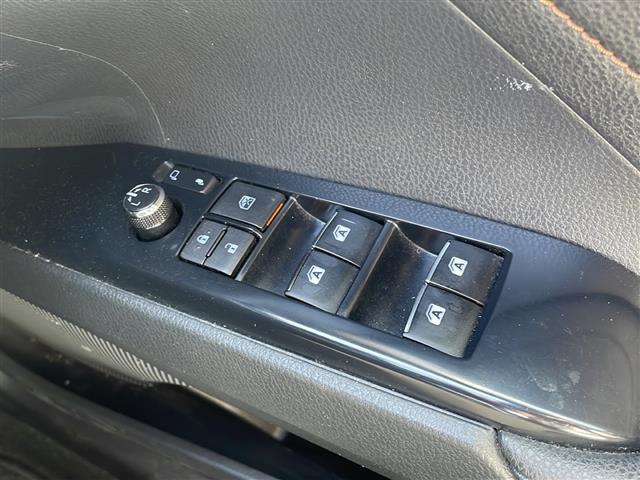 ガリバーでは有償ですが国産車最長10年の長期保証をご用意しております♪せっかくお選びいただく大切なお車です！【もしも】に備えた保証はとってもオススメです！！