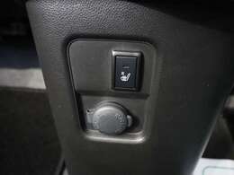 ☆運転席には寒い時期にあると嬉しいシートヒーター完備♪