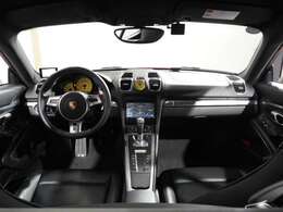 ※注意※ショールーム以外の離れたモータープールにて保管している車輌があるため、実車をご覧になりたい場合は、お手数ですがご来店前に事前確認のご連絡を頂きますようお願い致します。
