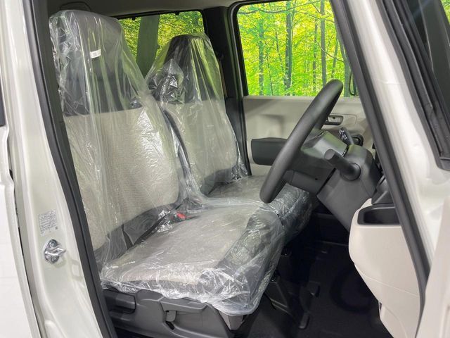 もちろん車内はキレイです♪よりクリーンな状態をキープしたいお客様には『ナノゾーンコート』がおすすめ！新型コロナウイルス対策や、除菌・消臭に効果を発揮し多くの方にご好評いただいております。