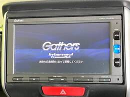【純正ナビ】人気の純正ナビを装備。オーディオ機能も充実しており、Bluetooth接続すればお持ちのスマホやMP3プレイヤーの音楽を再生可能！毎日の運転がさらに楽しくなります！！