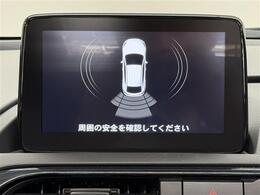 【リアパーキングセンサー】後方の障害物に近づくと、距離に応じて段階的にアラーム音が鳴動。低速での衝突や、うっかりしていた時の「あっ！」を回避しやすくなります。