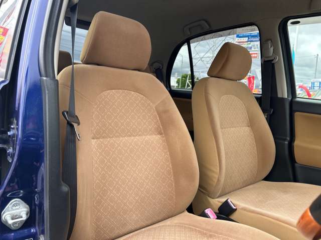 シートも大きな汚れやダメージはございません。納車前に改めてクリーニングも可能となっております。