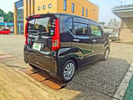 金沢、小松、七尾JAネットワークで、県内有数の自動車保有台数を有しております。じっくりと見比べて納得の一台をお選びください。