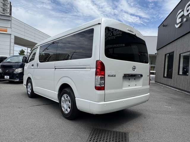 新車未登録/4列10人乗り/アルパインBIG-X/後席モニター/床張りキット/シートカバー/ベットキッド/電動スライドドア/パノラミックビューモニター/デジタルインナーミラー/キャンピングカー