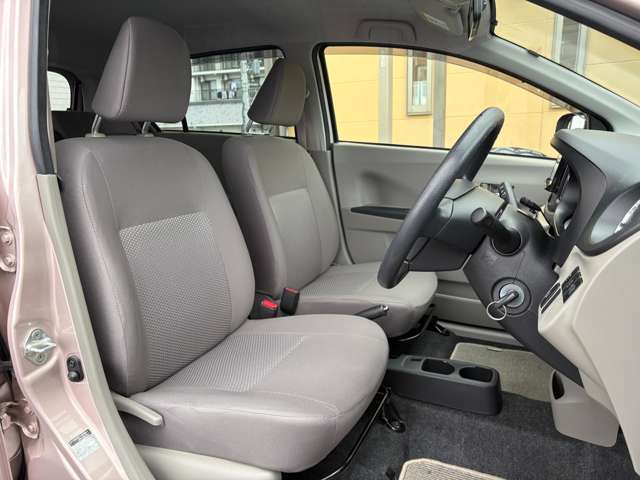 全国ローン対応可能♪下取車両も任せて下さい♪その他諸経費、総額費用のご相談にも出来る限りご対応させて頂きます♪お客様に喜んでお乗り頂けるよう精一杯頑張ります♪