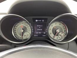 【スピードメーター】メーターがシンプルで見やすく運転しやすいですね！