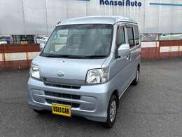関西オートでは新車から中古車まで、車の事なら価格・品質共にナンバー1をめざしております。良質な在庫を取り揃えてますので是非一度ご来店下さい。