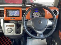 【ハンドル】『ハンドル/ステアリング』の画像になります。写真の内容に関してご不明点、ご質問等がございましたらお気軽にガリバー店舗までお問い合わせください。