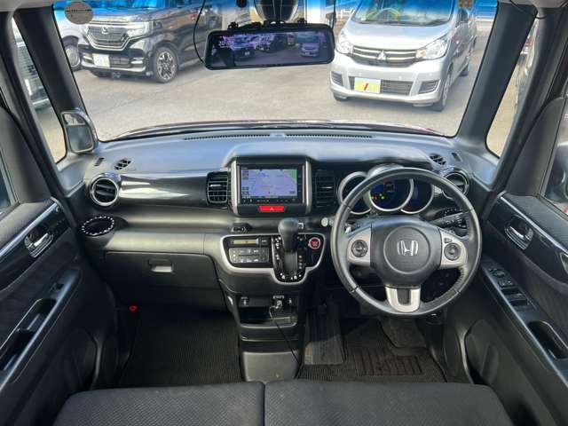 ナビ・ETCなどの電装部品からアルミホイールなどの外装部品ももちろんご対応できます♪まとめてローンでご案内できますので、ご希望の社外部品などございましたらお気軽にお申し付け下さい♪