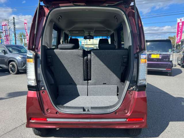 専門スタッフによる車選びのアドバイスやサポートもしっかりとさせて頂きますのでどんどんご相談下さい！アフターサービスもサービス専門スタッフにより消耗品からエンジンまでしっかりフォローさせて頂きます！