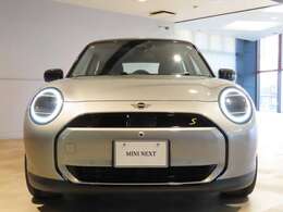 残価設定型のバリューローンをはじめ、各種お支払プランのご案内が可能です。また、MINI自動車保険をローンに組み込むことが可能です。お気軽にご相談ください。