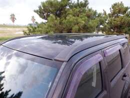 ルーフも綺麗な状態です・新車車両本体価格 2,980,000円＋オプション等