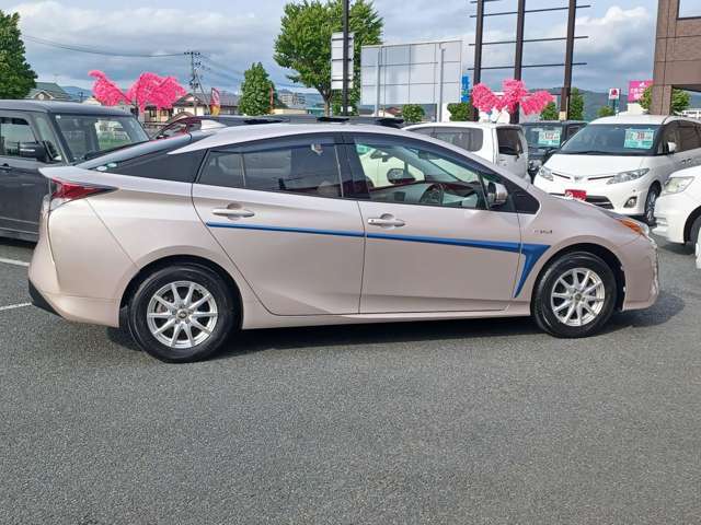 当店では、安心の保証販売です！ご納車後のカーライフを安心してお乗りになれるように定期的にアフターフォローも行います！さらに、遠方のお客様でも安心してお乗りになれるEGS保証も取り扱っております☆