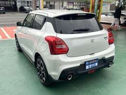 ★支払総額の他に費用は頂きません★支払総額には納車前の整備費用、諸経費、税金が含まれております。基本プランであればこの価格以上は頂きません。