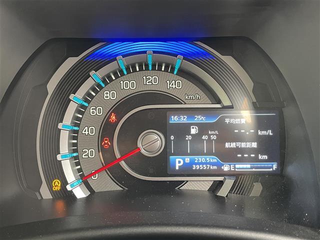 【スピードメーター】メーターがシンプルで見やすく運転しやすいですね！