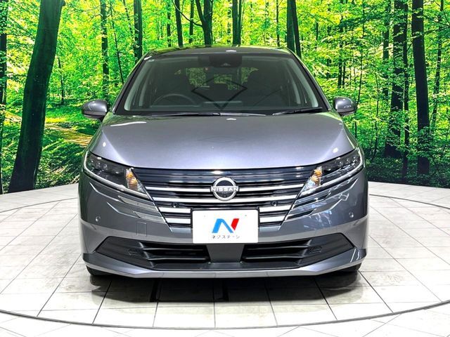 弊社では、全車『修復歴なし』のお車のみ取り扱っております。専任バイヤーによる厳選した仕入れの後、入庫後の車両チェックを行い、ネクステージが認定した高品質な中古車をご提供しております。