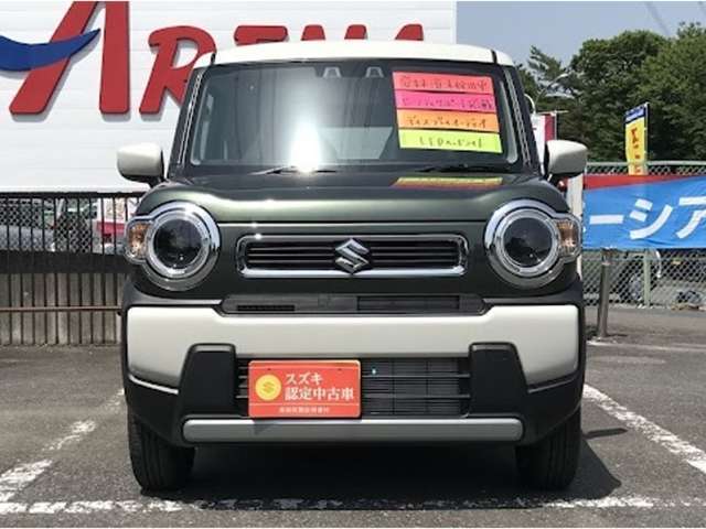 丸目のライトが印象的な専用フロントグリルデザインです！夜間走行も安心なLEDヘットライト＆LEDフォグランプです！