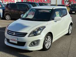 魅力的な車を多数展示してあります。是非、ご来店してください。