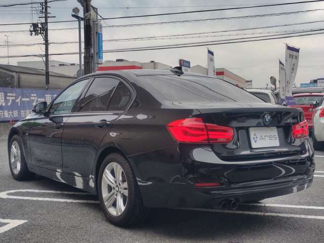 厳選されたBMW中古車が60台ほど展示されております。営業時間は10：00から18：00で年中無休（GW・お盆・年末年始を除く）で営業しております。