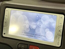 【純正ナビ】人気の純正ナビを装備。オーディオ機能も充実しており、Bluetooth接続すればお持ちのスマホやMP3プレイヤーの音楽を再生可能！毎日の運転がさらに楽しくなります！！