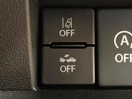 【スズキ　セーフティサポート】走行中に前方の車両等を認識し、衝突しそうな時は警報とブレーキで衝突回避と被害軽減をアシスト。より安全にドライブをお楽しみいただけます。