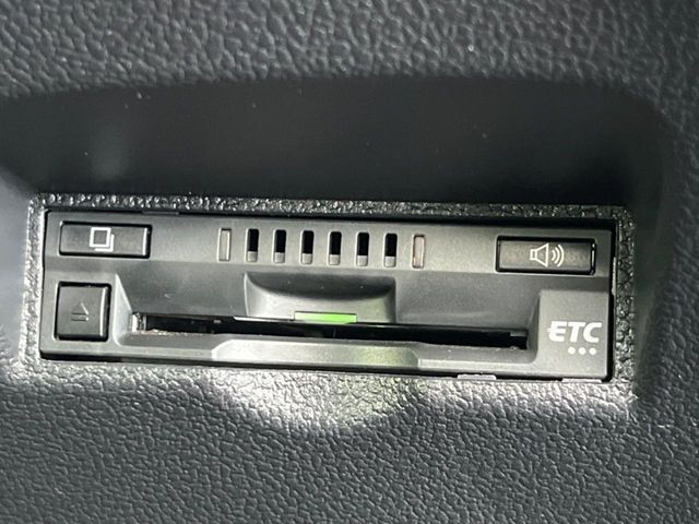 【ETC】高速道路の料金所をストレスなく通過！話題のスポットやサービスエリアに多い「スマートIC」利用時は必須のアイテムです。当店でセットアップを実施、ご納車当日からすぐにご利用いただけます！