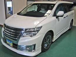 ★カーウングスHDDナビゲーションシステム（8インチワイドディスプレイ、ハンズフリーフォン、CD一体AM/FMラジオ＜デジタル時計［ON/OFF切替タイプ］組込み＞、ミュージックボックス、