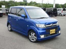 運転席側です。傷や凹みが多いです。気になる箇所などございましたらお気軽にお問い合わせ下さい！