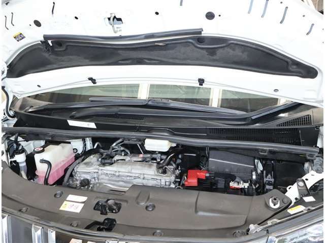 当店は大型整備工場も併設しております。購入後の車検やオイル交換などメンテナンスはもちろん、アフターサービスは当店にお任せください！