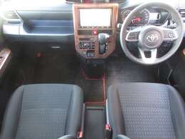 ご納車後も安心なプレミアム保証をご提案いたします。ナビや電装品、エアコンなども含めた600項目の充実した保証内容と安心のロードサービス付帯でサポートいたします。詳細はお尋ねください。