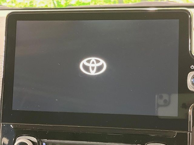 【10.5インチ　ディスプレイオーディオ】大画面のディスプレイはAppleCarPlayやAndroidAutoが利用可能。大きな画面でスマホナビアプリ等が利用いただけます♪