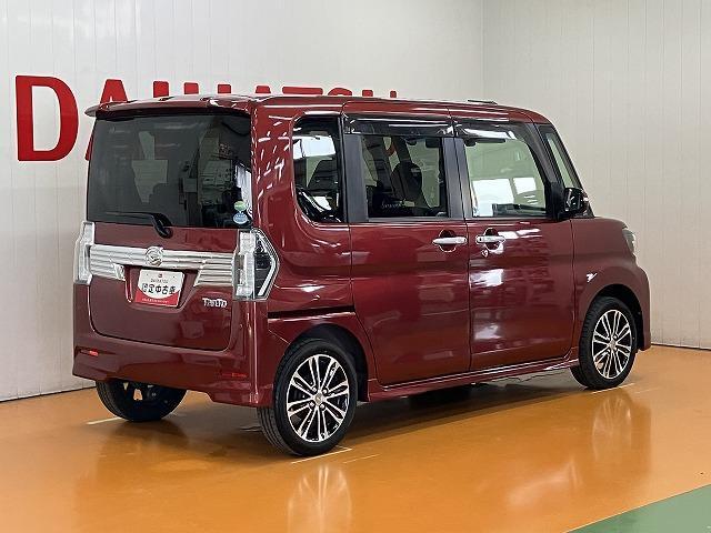 右後ろから