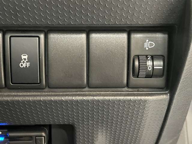 お車の機能や安全装備に関して気になる方は、ぜひ一度ご来店ください！その場でスタッフがご説明可能です！