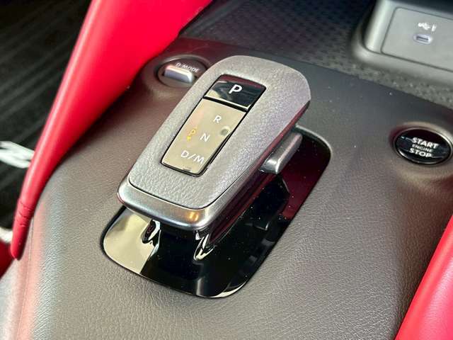 9速AT車です。