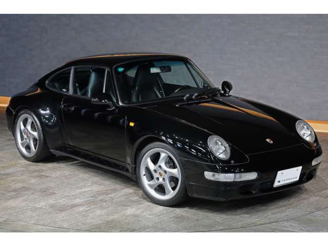 余談ですが964スピードスターでさえ、ディーラー車のMT：Tipの比率は約3：7でティプトロニックが多いんです