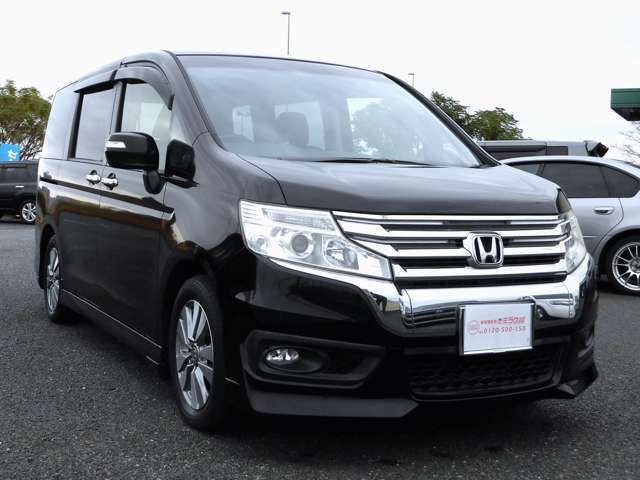 ワンオーナー車☆後期モデル☆Wパワスラ☆後席モニタ☆デカナビ☆フルセグTV☆バックカメラ☆ETC☆HIDオートライト☆フォグ☆パドルシフト☆スマートキー☆純16AW☆オートエアコン☆車内清掃済☆アイドリングS☆