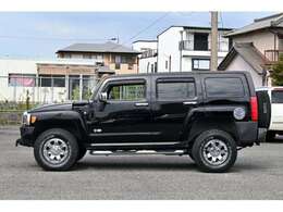 全国へのご納車も承ります！大切なお車をご自宅までしっかりとお届けいたしますので、遠方の方でも安心してお任せください！陸送費などの詳細はお気軽にお問合せ下さい！