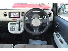 はじめまして♪　minion代表の木下と申します（＾＾♪当店はオシャレで可愛い＆格好いいクルマを気軽に安心して楽しく乗って欲しい！そんな想いで中古車販売をさせていただいています。